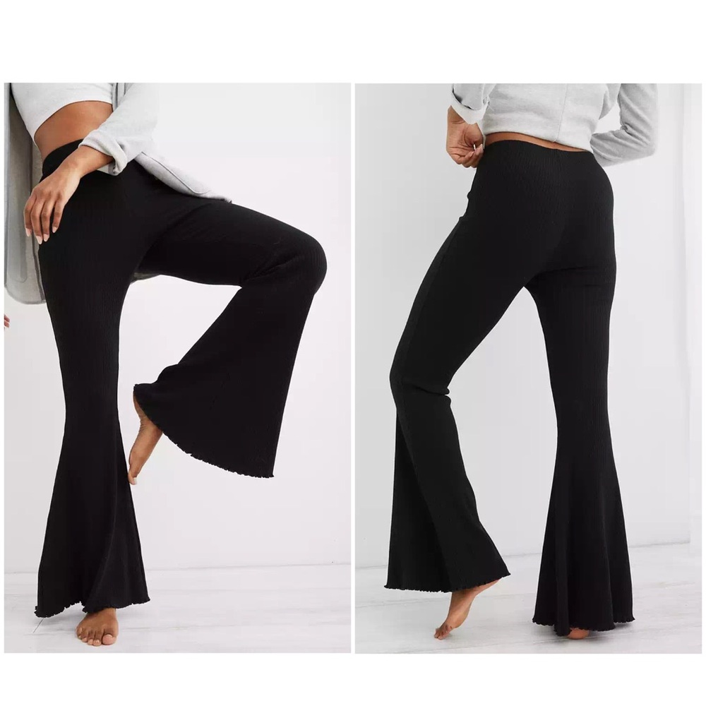 Aerie Kick-It Ribbed High Waisted Super Flare Pant